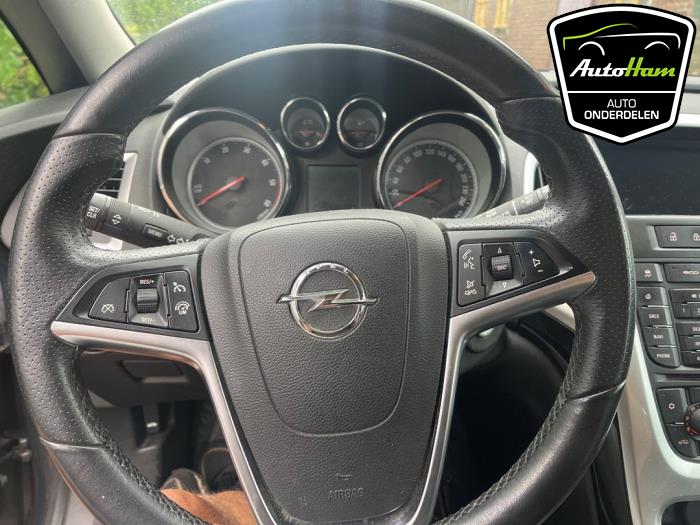 Opel Astra J Sports Tourer 1.6 CDTI 16V Sloopvoertuig (2015, Grijs)