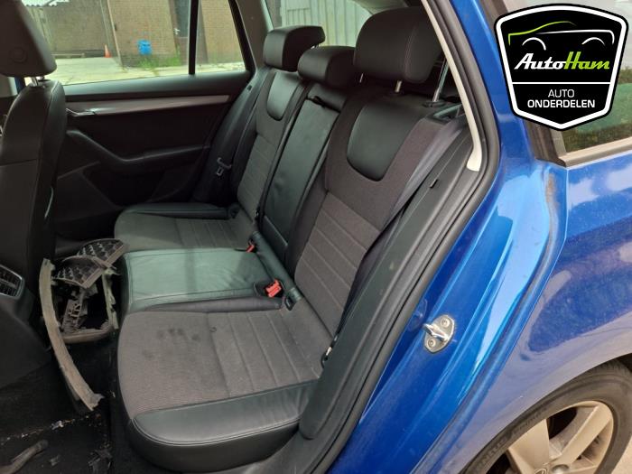 Skoda Octavia Combi 1.6 TDI Greenline 16V Sloopvoertuig (2014, Blauw)