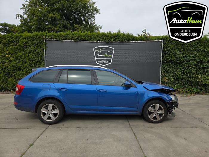 Skoda Octavia Combi 1.6 TDI Greenline 16V Sloopvoertuig (2014, Blauw)