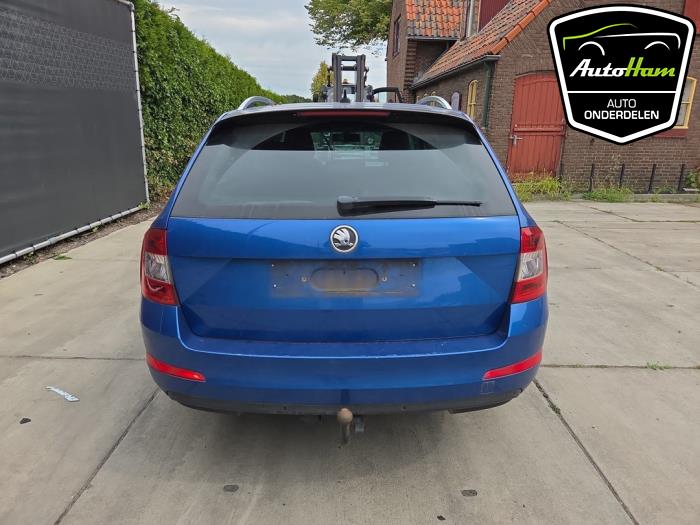 Skoda Octavia Combi 1.6 TDI Greenline 16V Sloopvoertuig (2014, Blauw)