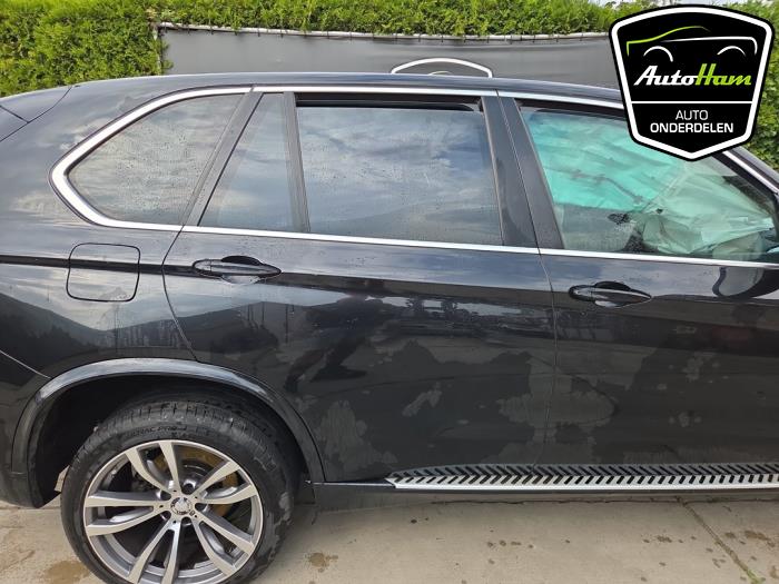 BMW X5 xDrive 35d 3.0 24V Sloopvoertuig (2015, Zwart)