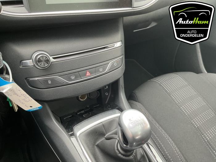 Peugeot 308 SW 1.6 BlueHDi 120 Sloopvoertuig (2015, Wit)