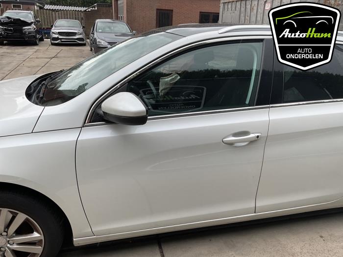 Peugeot 308 SW 1.6 BlueHDi 120 Sloopvoertuig (2015, Wit)