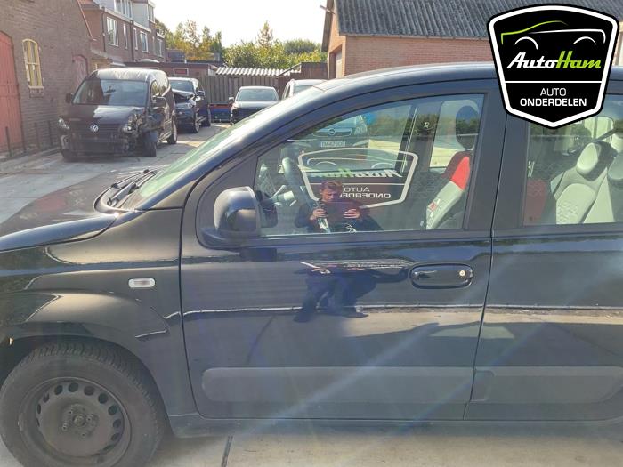 Fiat Panda/Pandina 0.9 TwinAir 65 Sloopvoertuig (2014, Zwart)