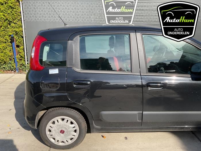 Fiat Panda/Pandina 0.9 TwinAir 65 Sloopvoertuig (2014, Zwart)