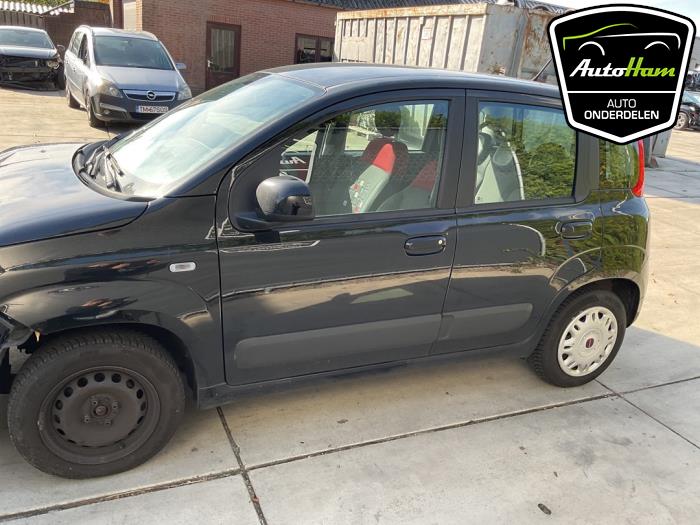 Fiat Panda/Pandina 0.9 TwinAir 65 Sloopvoertuig (2014, Zwart)