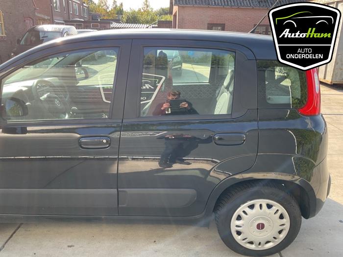 Fiat Panda/Pandina 0.9 TwinAir 65 Sloopvoertuig (2014, Zwart)