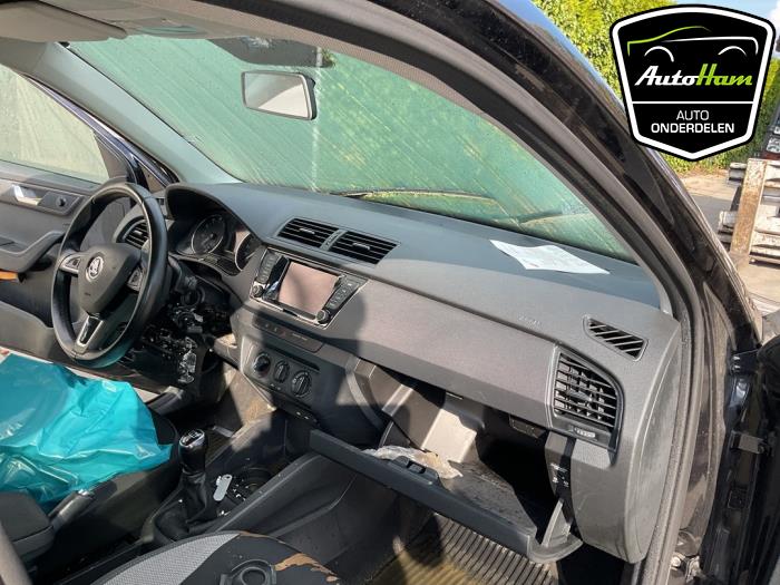 Skoda Fabia III 1.0 TSI 12V Sloopvoertuig (2018, Zwart)