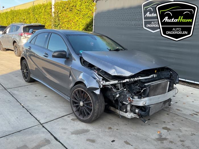 Mercedes A 1.6 A-180 16V Sloopvoertuig (2016, Grijs)