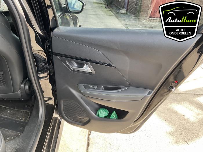 Peugeot 208 II e-208 50 kWh Sloopvoertuig (2021, Zwart)