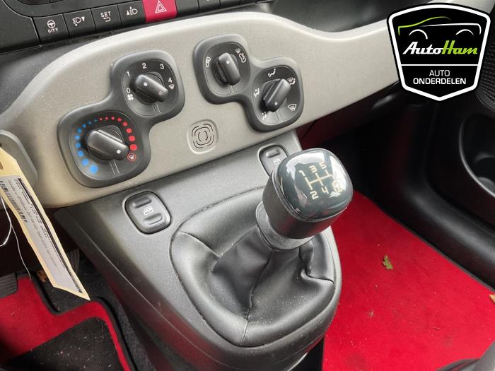 Fiat Panda/Pandina 0.9 TwinAir 65 Sloopvoertuig (2014, Zwart)