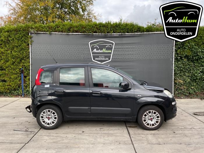 Fiat Panda/Pandina 0.9 TwinAir 65 Sloopvoertuig (2014, Zwart)