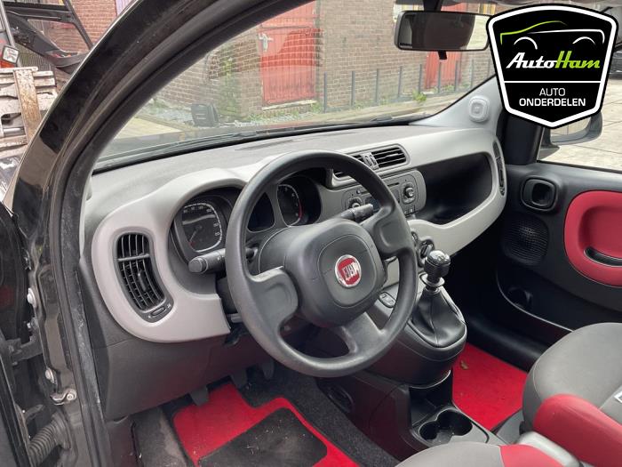 Fiat Panda/Pandina 0.9 TwinAir 65 Sloopvoertuig (2014, Zwart)