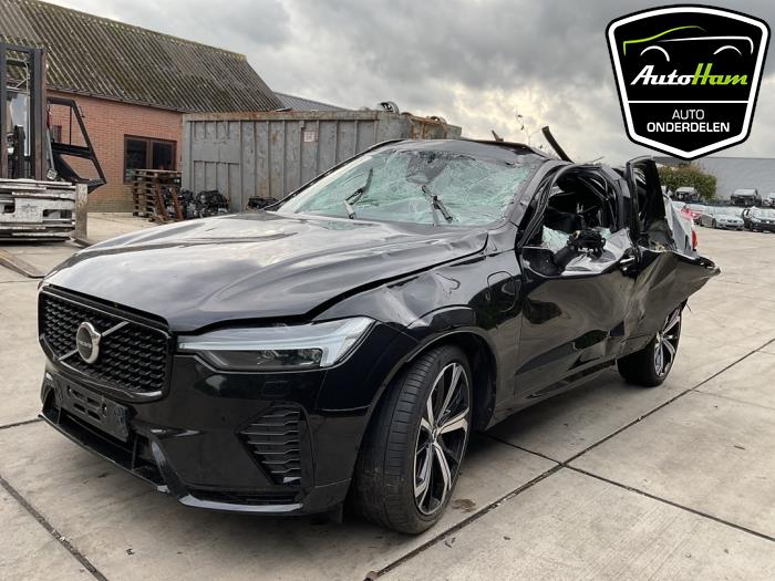 Volvo XC60 II 2.0 T8 16V Recharge, Twin Engine AWD Sloopvoertuig (2021, Grijs)