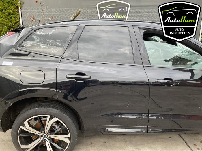 Volvo XC60 II 2.0 T8 16V Recharge, Twin Engine AWD Sloopvoertuig (2021, Grijs)