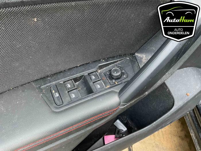 Seat Tarraco 1.5 TSI ACT 16V Sloopvoertuig (2023, Zwart)