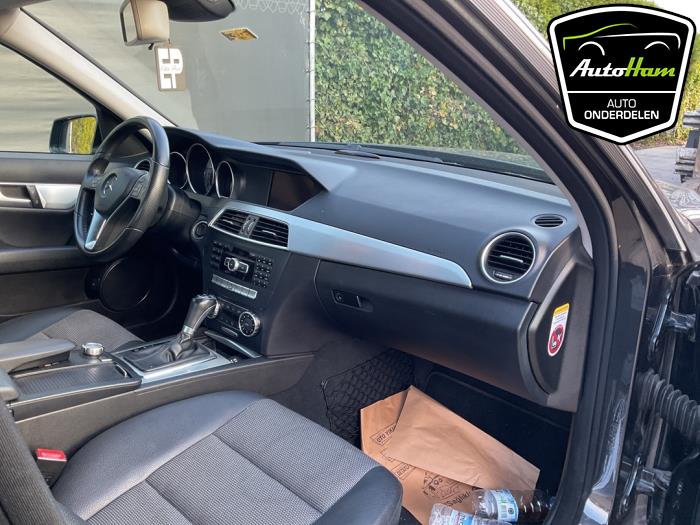 Mercedes C 1.8 C-180 CGI 16V Sloopvoertuig (2012, Zwart)