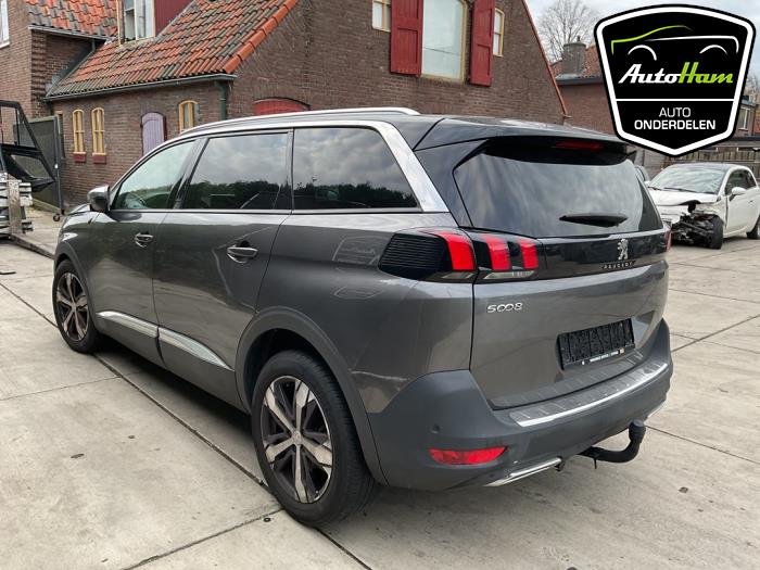 Peugeot 5008 II 1.2 12V e-THP PureTech 130 Sloopvoertuig (2020, Grijs)