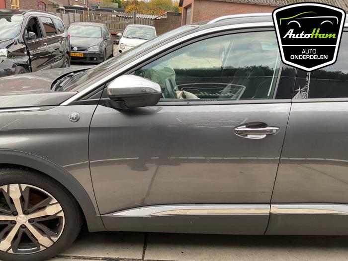 Peugeot 5008 II 1.2 12V e-THP PureTech 130 Sloopvoertuig (2020, Grijs)