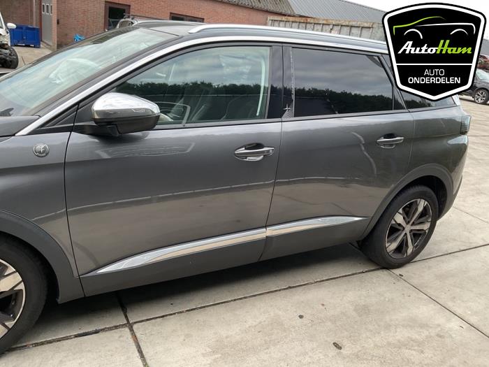 Peugeot 5008 II 1.2 12V e-THP PureTech 130 Sloopvoertuig (2020, Grijs)