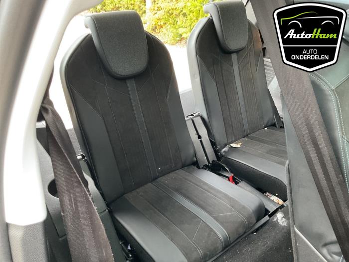 Peugeot 5008 II 1.2 12V e-THP PureTech 130 Sloopvoertuig (2020, Grijs)