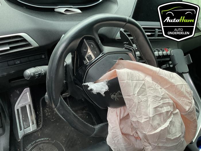 Peugeot 5008 II 1.2 12V e-THP PureTech 130 Sloopvoertuig (2020, Grijs)