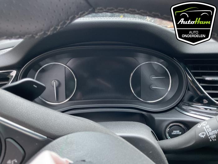 Opel Insignia Sports Tourer 2.0 CDTI 16V Sloopvoertuig (2019, Zwart)