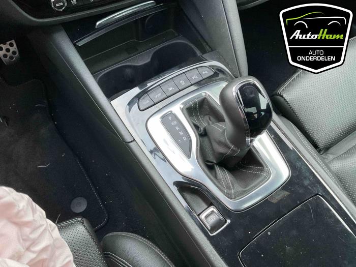 Opel Insignia Sports Tourer 2.0 CDTI 16V Sloopvoertuig (2019, Zwart)