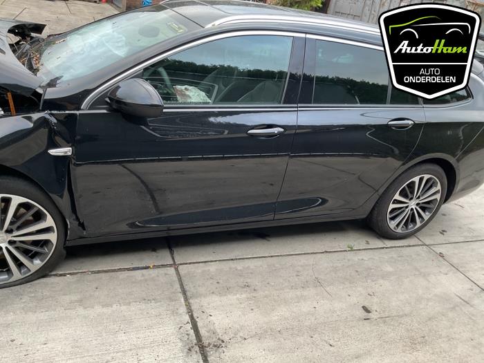 Opel Insignia Sports Tourer 2.0 CDTI 16V Sloopvoertuig (2019, Zwart)