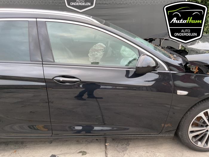 Opel Insignia Sports Tourer 2.0 CDTI 16V Sloopvoertuig (2019, Zwart)