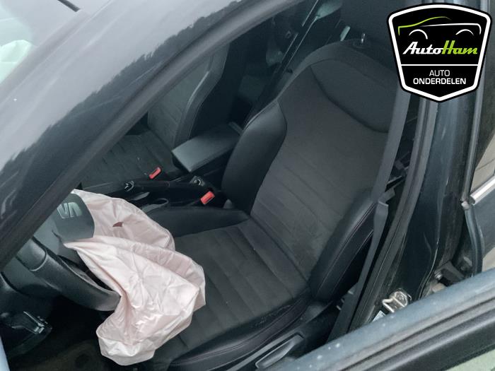 Seat Arona 1.0 TSI 12V Sloopvoertuig (2021, Grijs)