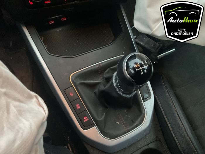 Seat Arona 1.0 TSI 12V Sloopvoertuig (2021, Grijs)