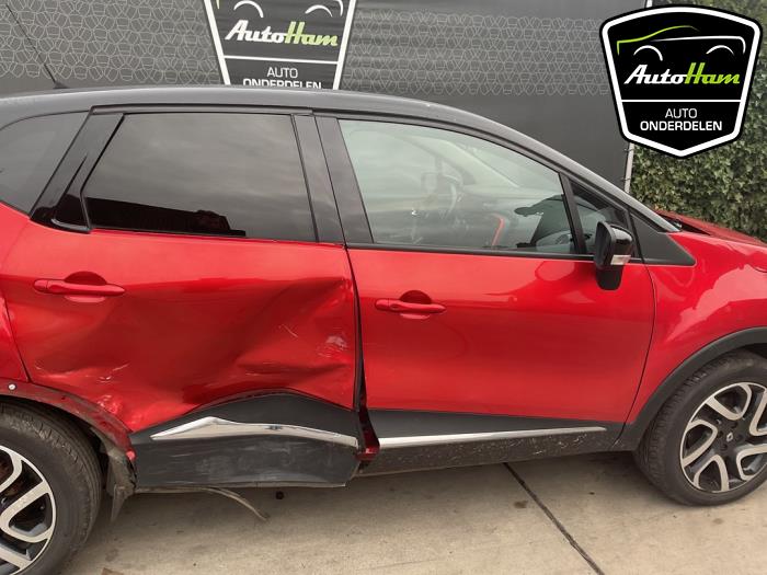 Renault Captur 1.2 TCE 16V EDC Sloopvoertuig (2016, Rood)