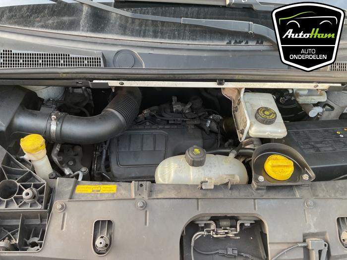 Opel Vivaro 1.6 CDTI BiTurbo 120 Sloopvoertuig (2015, Graniet)