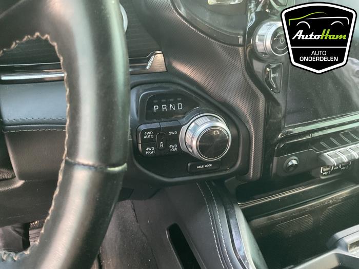 Dodge RAM Sloopvoertuig (2022, Zwart)