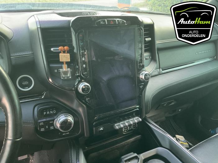 Dodge RAM Sloopvoertuig (2022, Zwart)