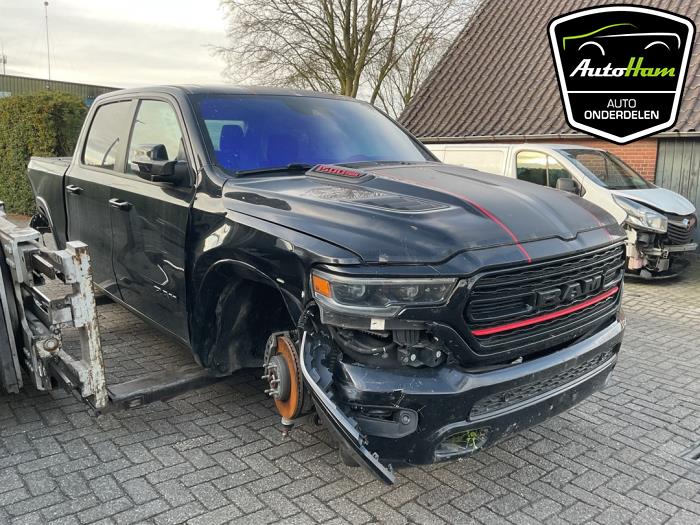 Dodge RAM Sloopvoertuig (2022, Zwart)