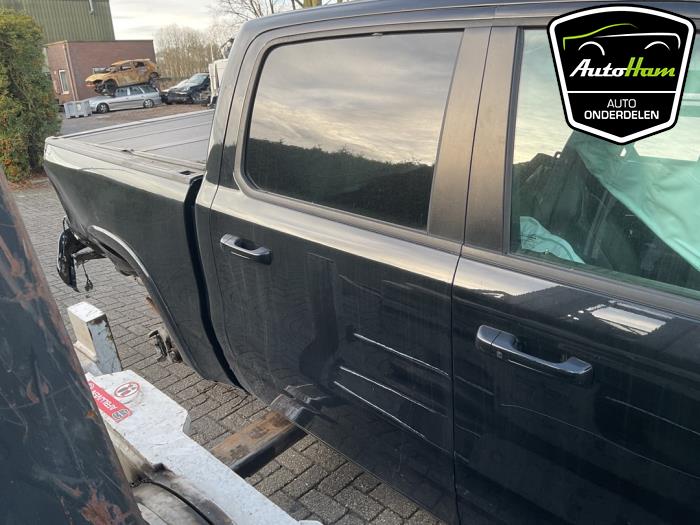 Dodge RAM Sloopvoertuig (2022, Zwart)