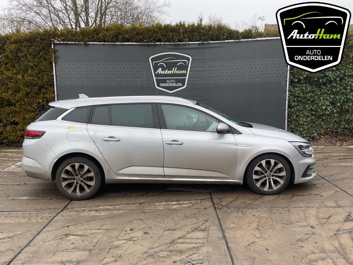 Renault Megane IV Estate 1.3 TCE 160 16V Sloopvoertuig (2022, Grijs)