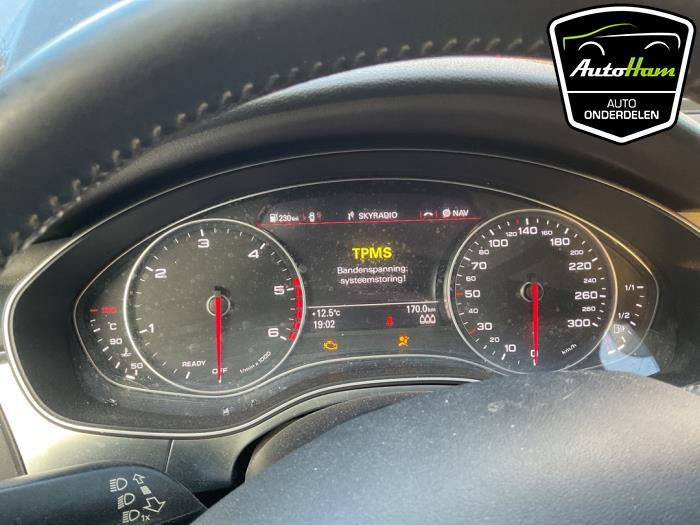 Audi A6 Avant 2.0 TDI 16V Sloopvoertuig (2015, Zwart)
