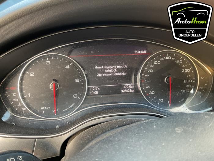 Audi A6 Avant 2.0 TDI 16V Sloopvoertuig (2015, Zwart)