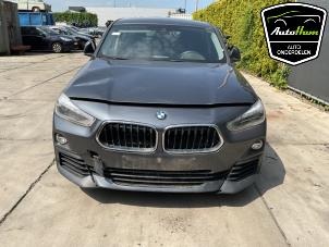 BMW X2 sDrive 20i 1.5 12V TwinPower Turbo Sloopvoertuig (2018, Grijs)