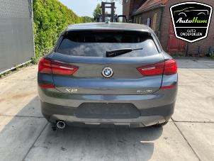 BMW X2 sDrive 20i 1.5 12V TwinPower Turbo Sloopvoertuig (2018, Grijs)