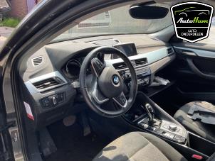 BMW X2 sDrive 20i 1.5 12V TwinPower Turbo Sloopvoertuig (2018, Grijs)