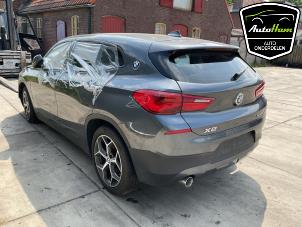 BMW X2 sDrive 20i 1.5 12V TwinPower Turbo Sloopvoertuig (2018, Grijs)