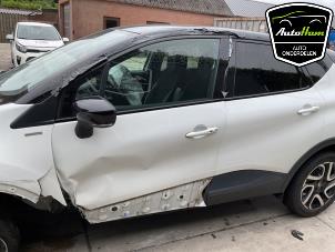 Renault Captur I 1.2 TCE 16V EDC Sloopvoertuig (2018, Wit)