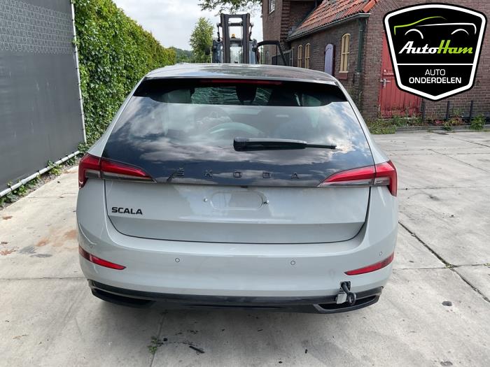 Skoda Scala 1.5 TSI Sloopvoertuig (2023, Grijs)