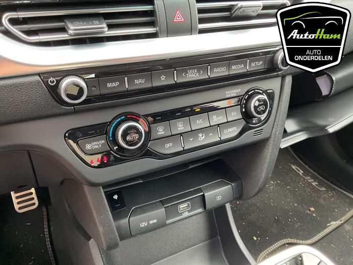 Kia Niro I E-Niro 64 kWh Sloopvoertuig (2021, Wit)