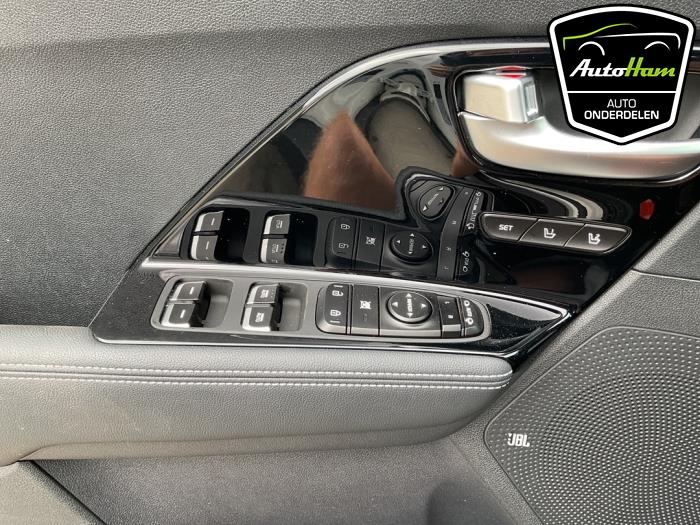 Kia Niro I E-Niro 64 kWh Sloopvoertuig (2021, Wit)