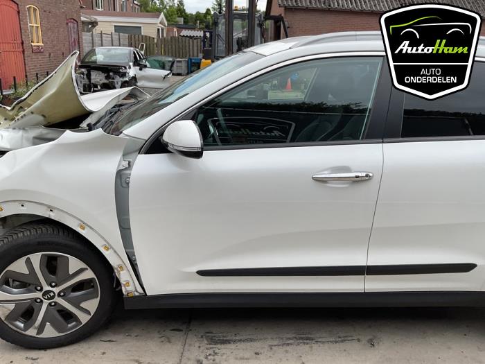 Kia Niro I E-Niro 64 kWh Sloopvoertuig (2021, Wit)
